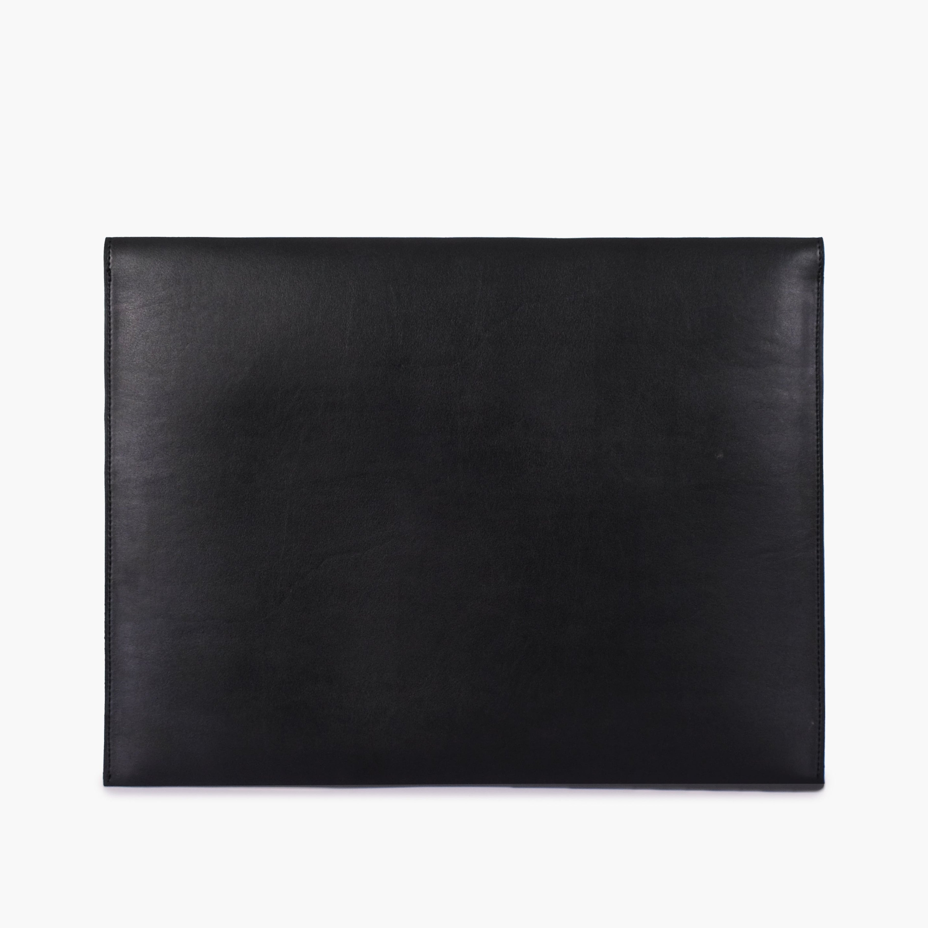 Black laptop sleeve 17
