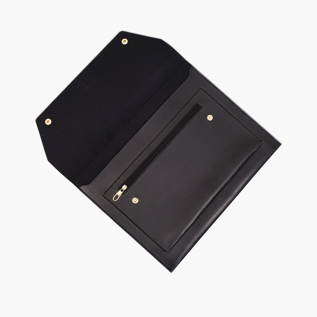 Black laptop sleeve 17